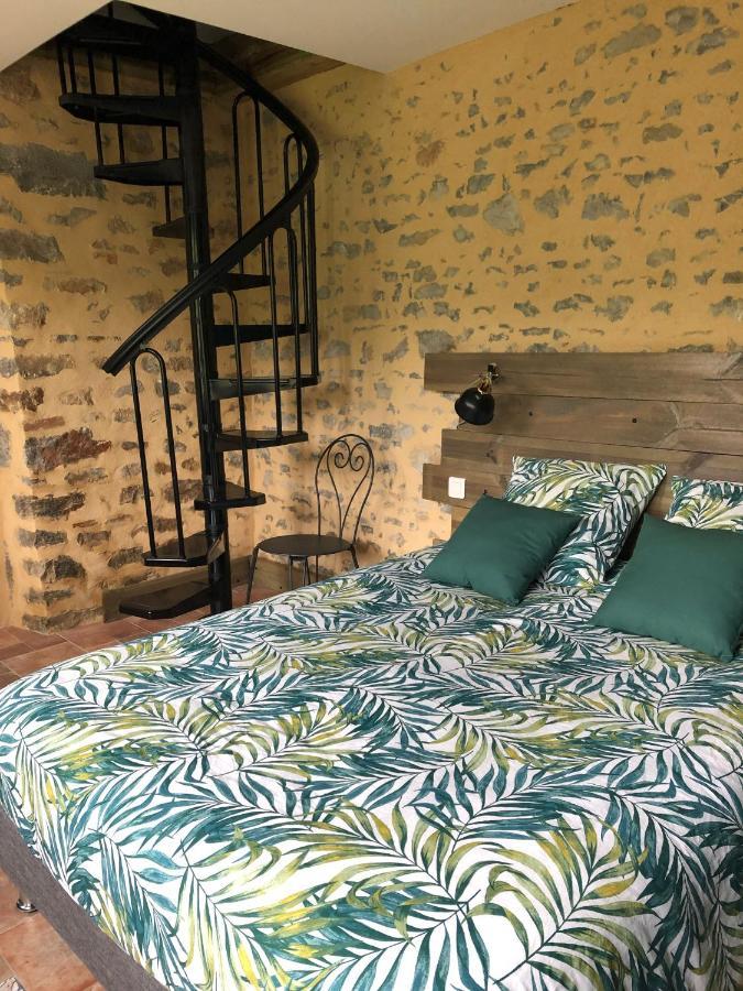Manoir De La Grand'Cour Bed and Breakfast Soulgé-sur-ouette Buitenkant foto